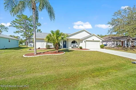 814 Hanau Avenue NW Palm Bay FL 32907