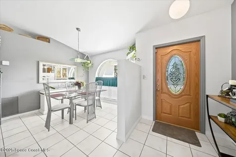 814 Hanau Avenue NW Palm Bay FL 32907