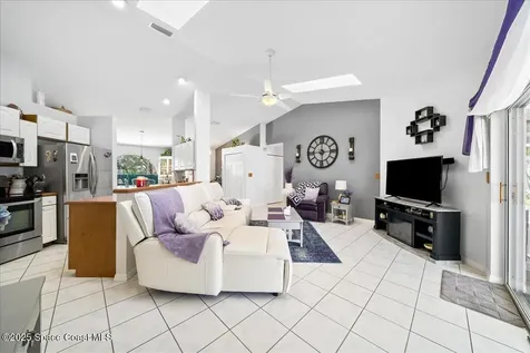 814 Hanau Avenue NW Palm Bay FL 32907