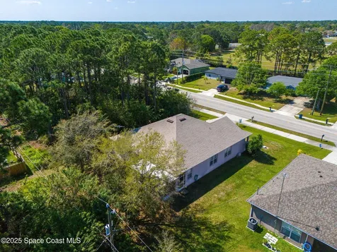 601 San Filippo Drive SE Palm Bay FL 32909