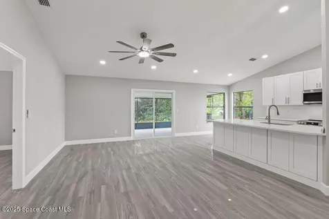 1498 Beche Street SE Palm Bay FL 32909