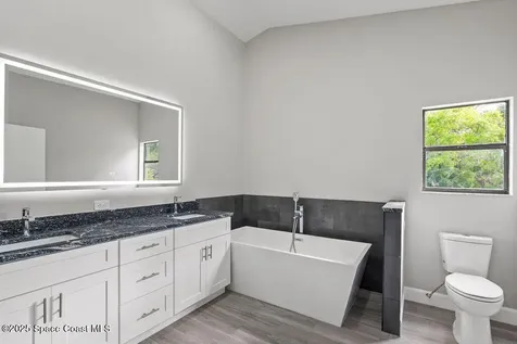 1498 Beche Street SE Palm Bay FL 32909