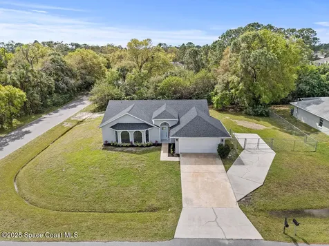 1498 Beche Street SE Palm Bay FL 32909