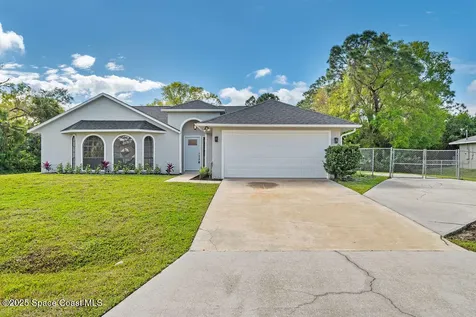 1498 Beche Street SE Palm Bay FL 32909