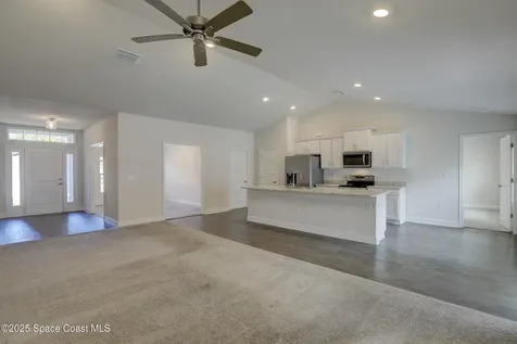 582 Caravan Terrace Sebastian FL 32958