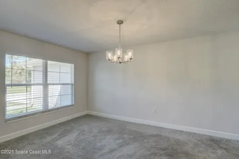 582 Caravan Terrace Sebastian FL 32958