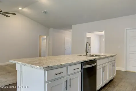 582 Caravan Terrace Sebastian FL 32958