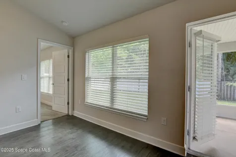 582 Caravan Terrace Sebastian FL 32958