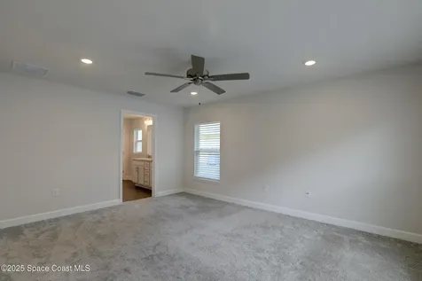 582 Caravan Terrace Sebastian FL 32958