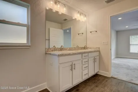 582 Caravan Terrace Sebastian FL 32958
