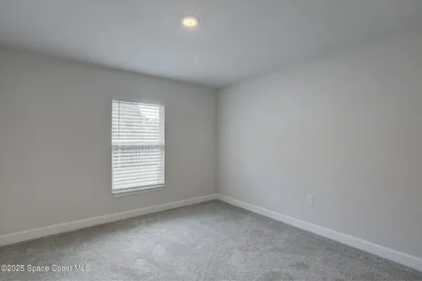 582 Caravan Terrace Sebastian FL 32958