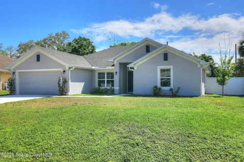 582 Caravan Terrace Sebastian FL 32958