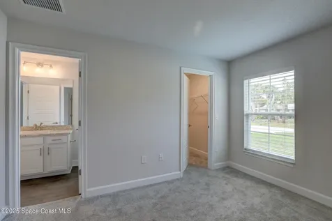 582 Caravan Terrace Sebastian FL 32958