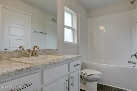 582 Caravan Terrace Sebastian FL 32958