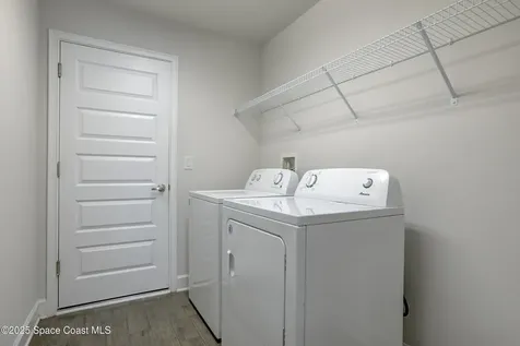 582 Caravan Terrace Sebastian FL 32958