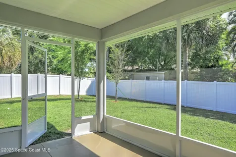 582 Caravan Terrace Sebastian FL 32958