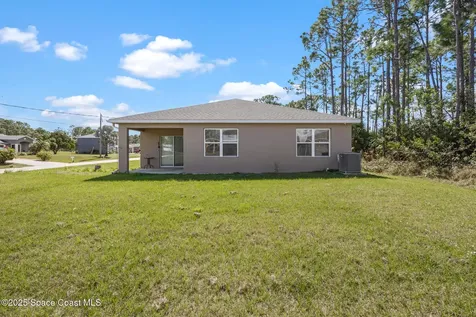 401 Ocala Street SW Palm Bay FL 32908