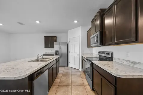 401 Ocala Street SW Palm Bay FL 32908