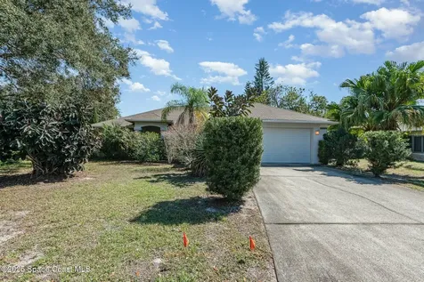 5105 Walton Avenue Titusville FL 32780