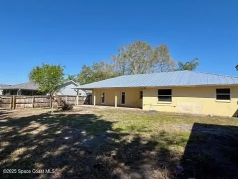 494 Fernandina Street NW Palm Bay FL 32907