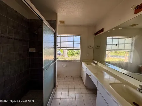494 Fernandina Street NW Palm Bay FL 32907