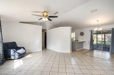 411 Katella Avenue NW Palm Bay FL 32907