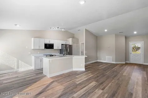 1626 Glendale Avenue NW Palm Bay FL 32907