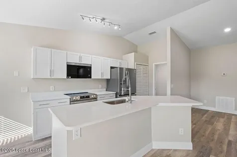 1626 Glendale Avenue NW Palm Bay FL 32907