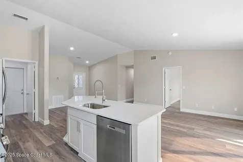 1626 Glendale Avenue NW Palm Bay FL 32907