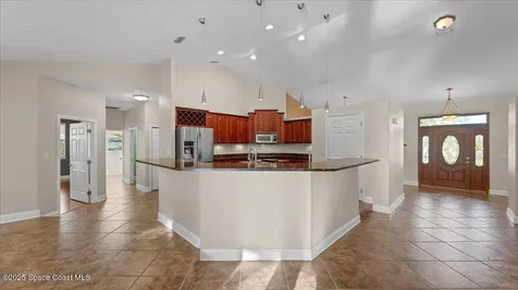 5000 Fawn Lake Boulevard Mims FL 32754