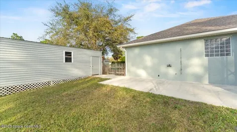 5000 Fawn Lake Boulevard Mims FL 32754