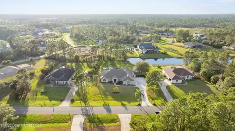 5000 Fawn Lake Boulevard Mims FL 32754