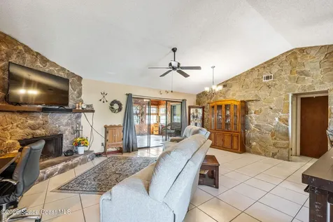 2135 Bridle Path Melbourne FL 32935