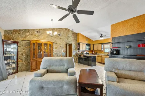 2135 Bridle Path Melbourne FL 32935