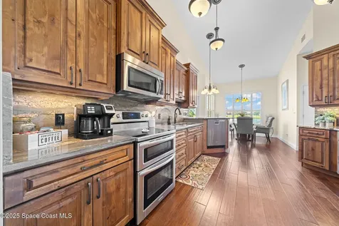 984 Victoria Place Melbourne FL 32940
