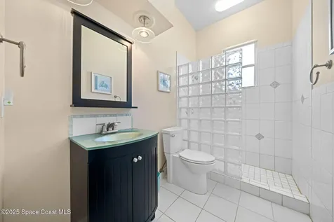 984 Victoria Place Melbourne FL 32940