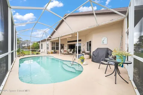 984 Victoria Place Melbourne FL 32940