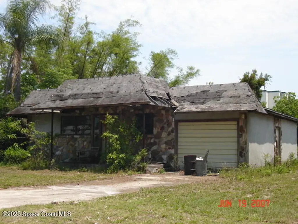 1523 Clear Lake Court Cocoa FL 32922