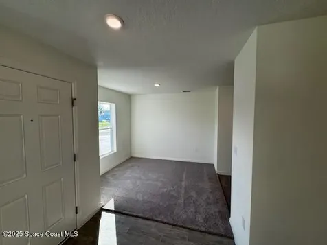 691 Flynn Street SE Palm Bay FL 32909