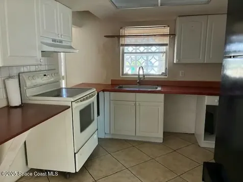 1960 W Phillips Court Merritt Island FL 32952