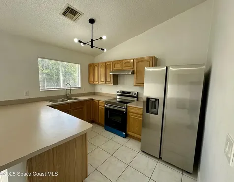 454 Vin Rose Circle SE Palm Bay FL 32909