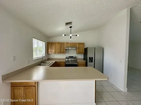 454 Vin Rose Circle SE Palm Bay FL 32909