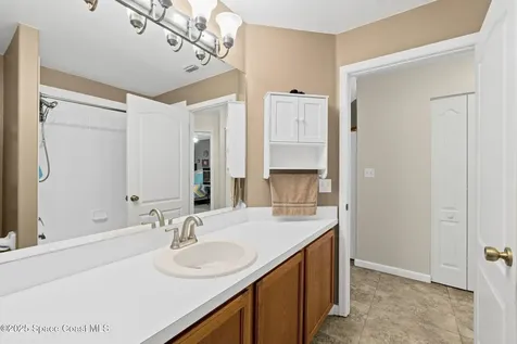 2430 Oakcrest Lane Melbourne FL 32904