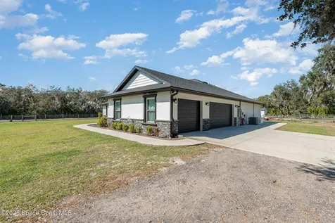 3620 Maebert Road Mims FL 32754