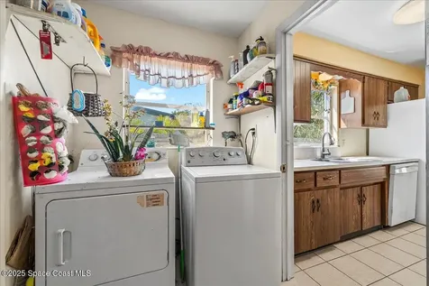 300 Richland Avenue Merritt Island FL 32953