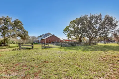 5005 Us Highway 1 Mims FL 32754