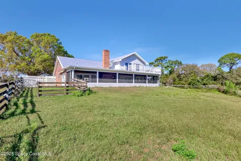5005 Us Highway 1 Mims FL 32754