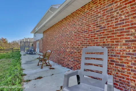 5005 Us Highway 1 Mims FL 32754