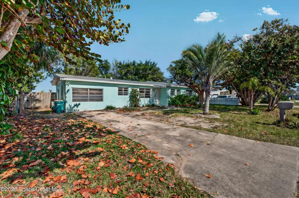 305 W Arlington Street Satellite Beach FL 32937