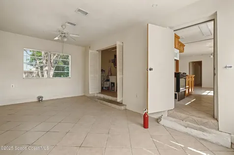 305 W Arlington Street Satellite Beach FL 32937